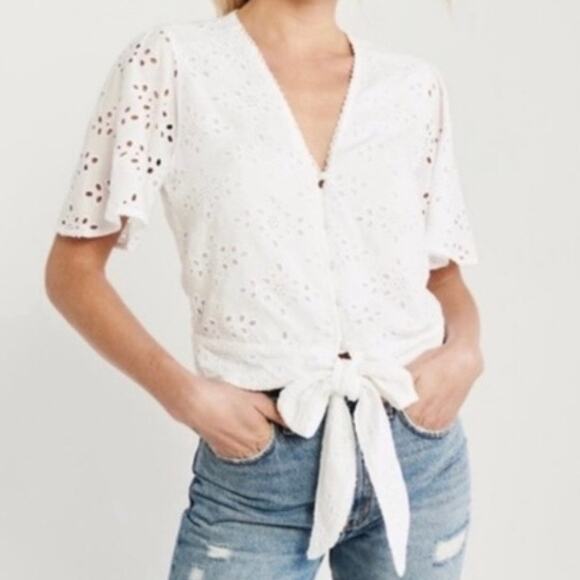 Abercrombie & Fitch Tops - Abercrombie Fitch Eyelet Front Tie Blouse SZ S